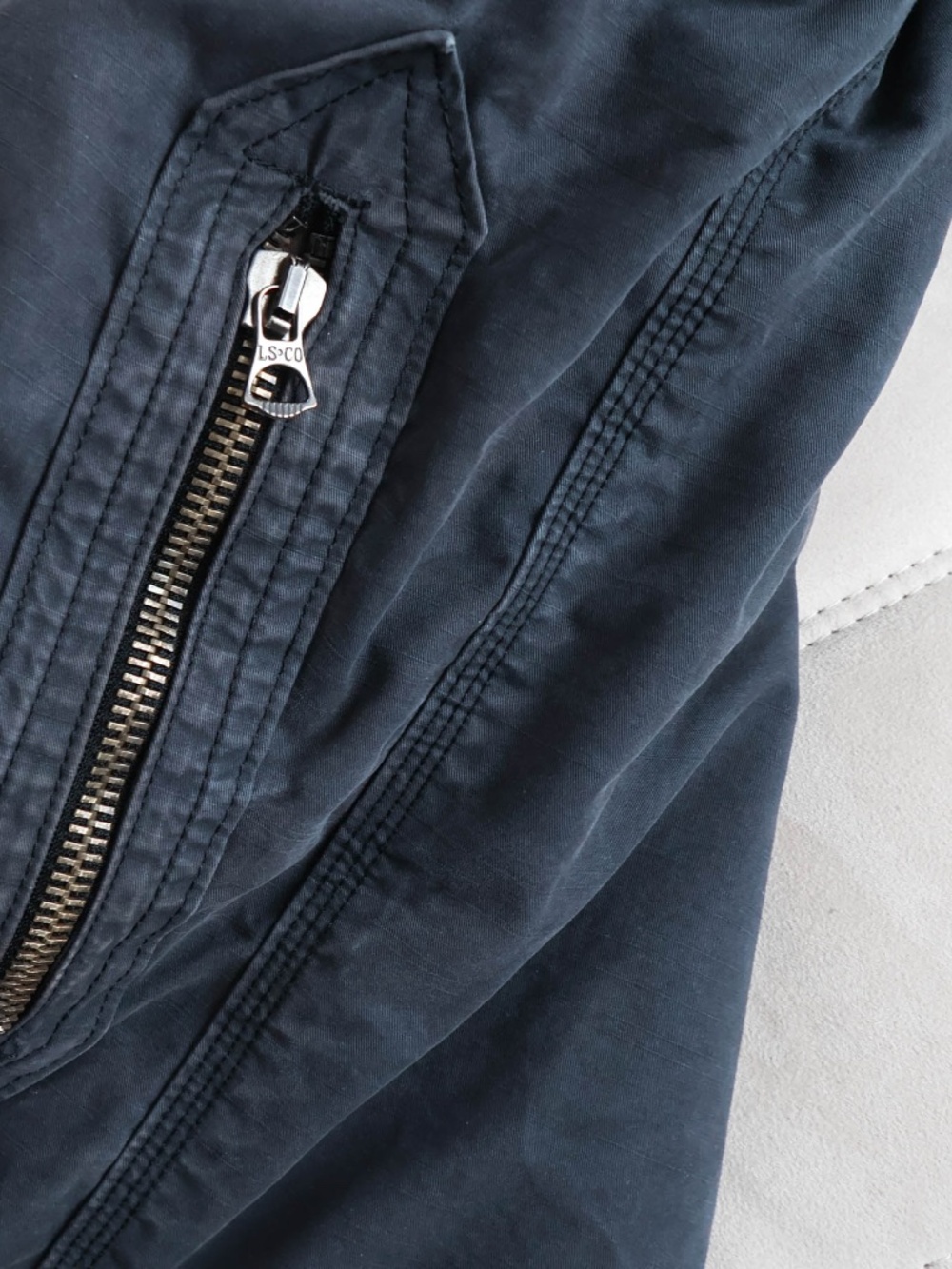 Rare Vintage Y2K Levi's Heavyweight Parka Naturally Sun Fading And Distressing - Picture 6 of 11